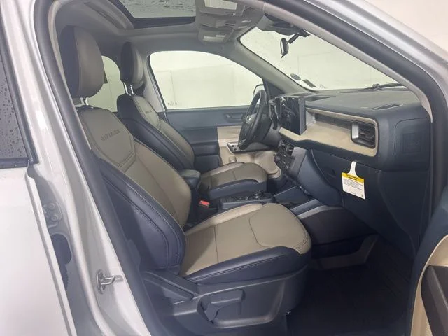 New 2026 Oxford White Ford Lariat image 4