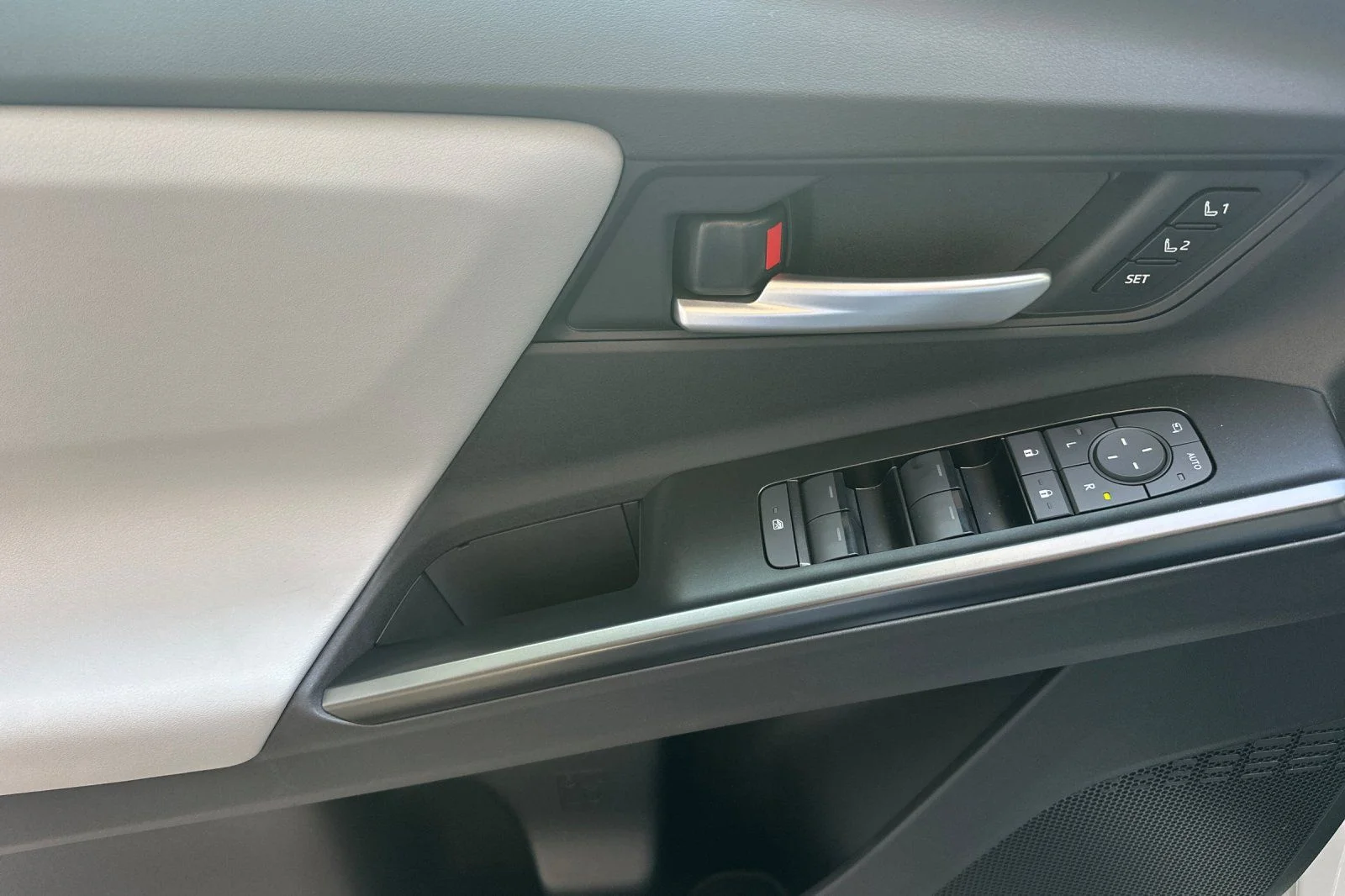 New 2026 MAGNETITE GRAY METALLIC Subaru Touring image 12