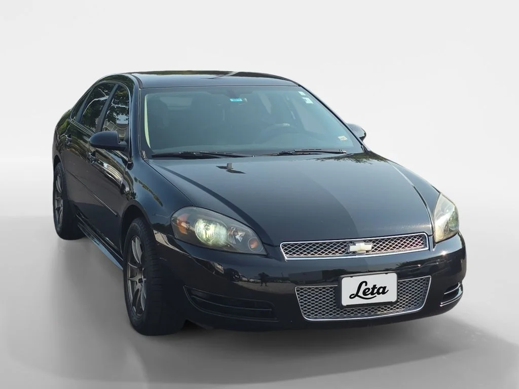 Used 2012 Black Chevrolet LS image 4