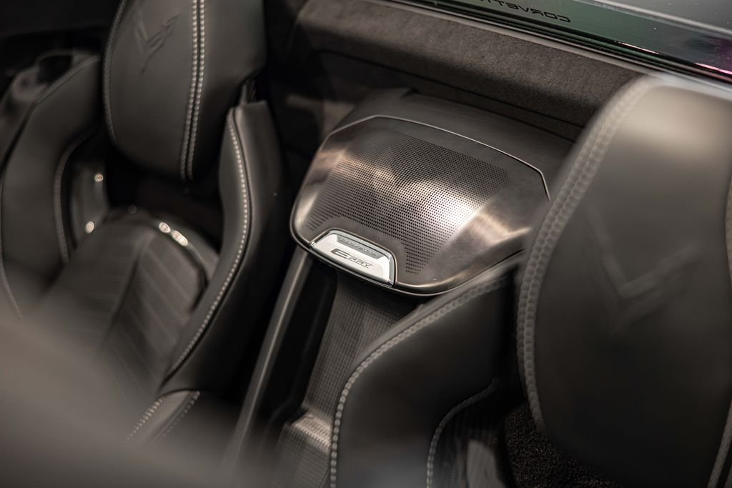 Used 2025 Black Chevrolet E-Ray image 18