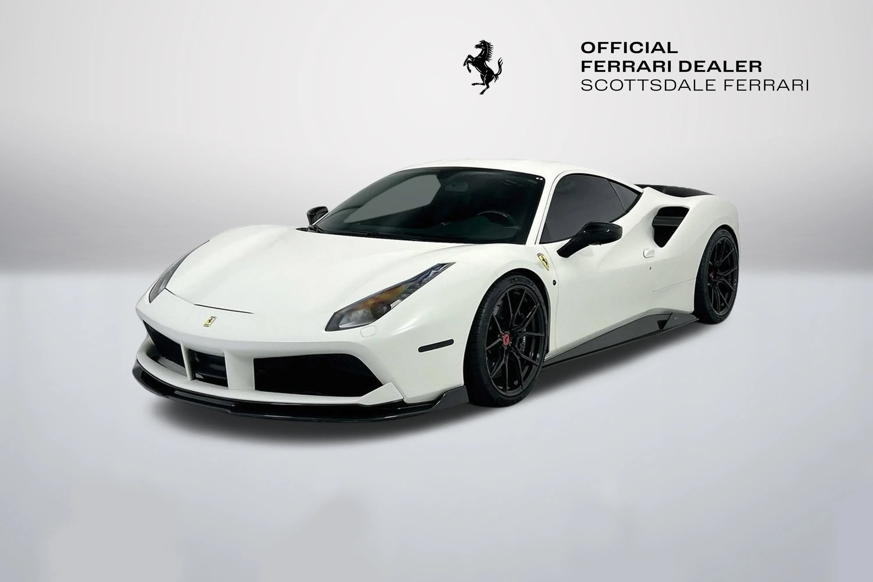 Used 2018 Bianco Avus Ferrari  image 1