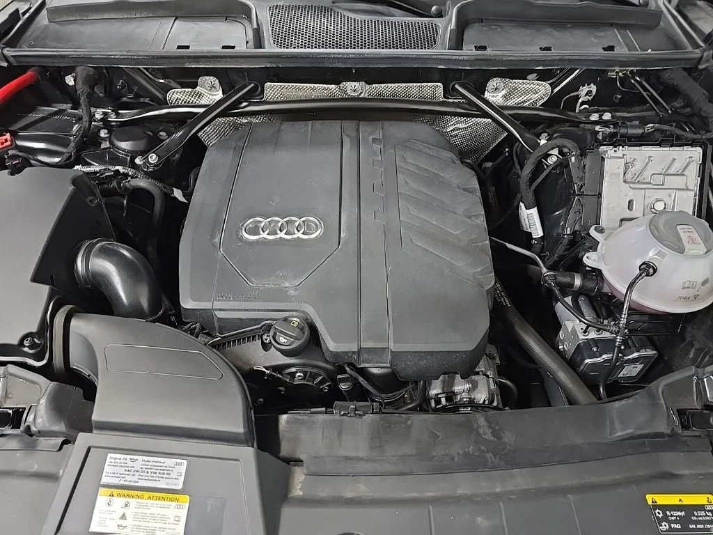 Used 2023 Black Audi 45 S line Premium image 13