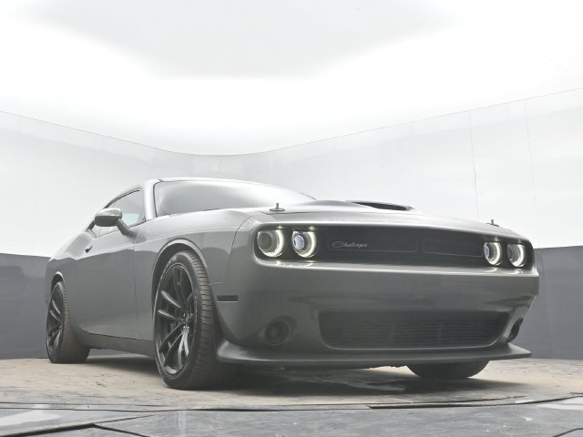 Used 2017 Gray Dodge R/T image 40