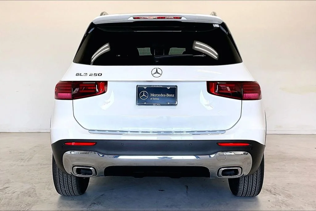 New 2026 Polar White Mercedes-Benz GLB 250 image 16