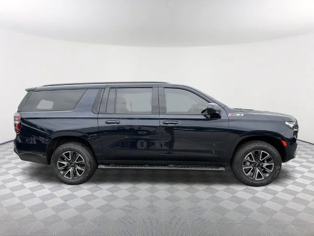 Used 2021 MIDNIGHT BLUE METALLIC Chevrolet Z71 image 4