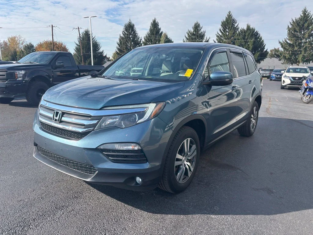 Used 2017  Honda EX-L image 9