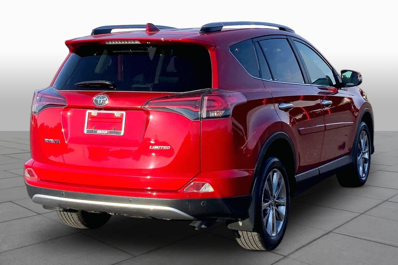 Used 2017 Barcelona Red Metallic Toyota Limited image 12