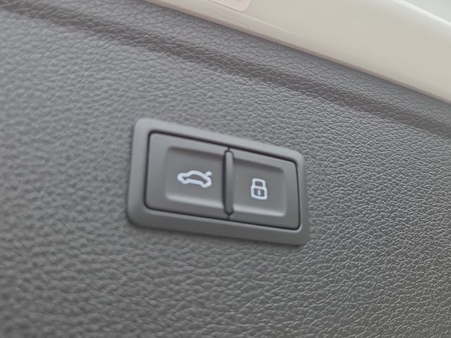 Used 2023 Glacier White Audi Premium Plus image 18