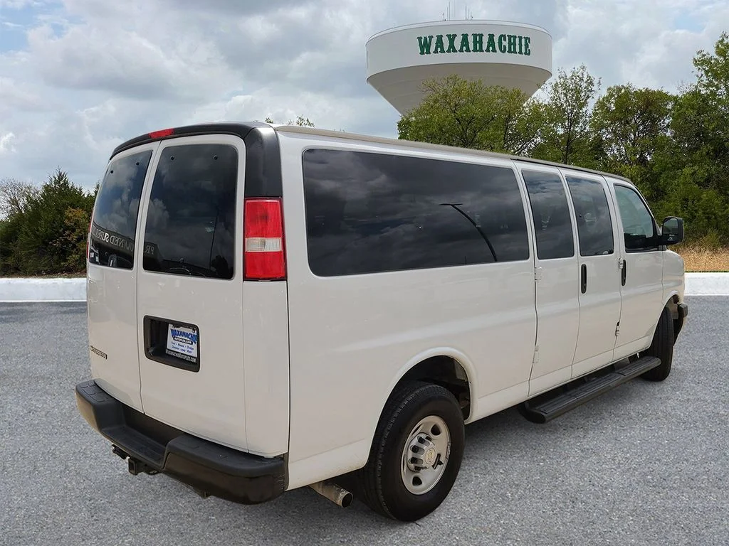 Used 2023 White Chevrolet LS image 5