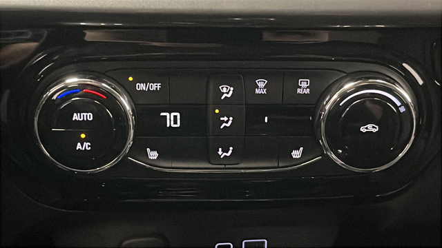 Used 2025 Mosaic Black Metallic Chevrolet ACTIV image 18