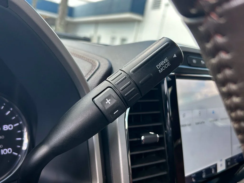 Used 2022 Blue Metallic Ford King Ranch image 17