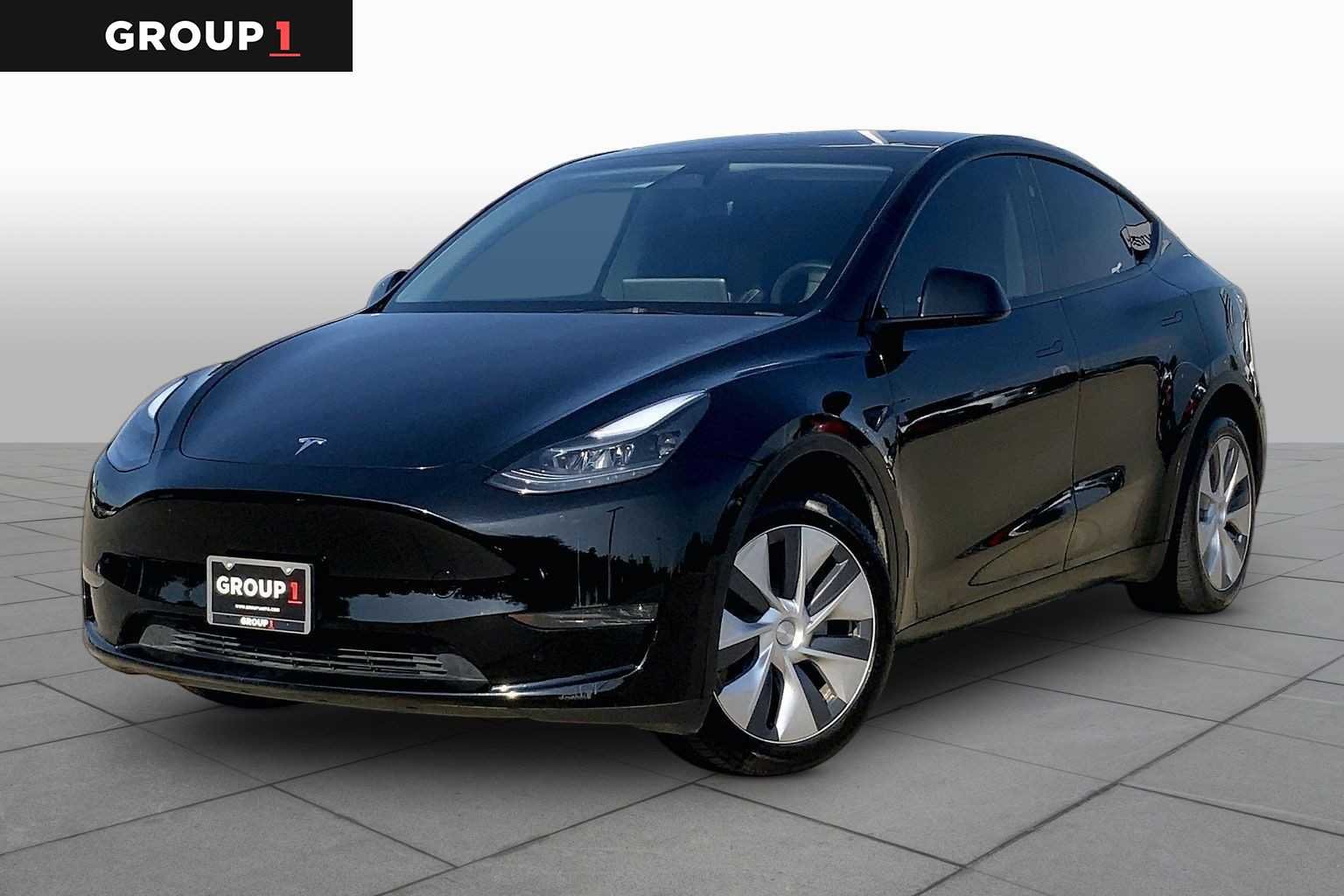 2023 Tesla Model Y Long Range Dual Motor All-Wheel Drive's photo