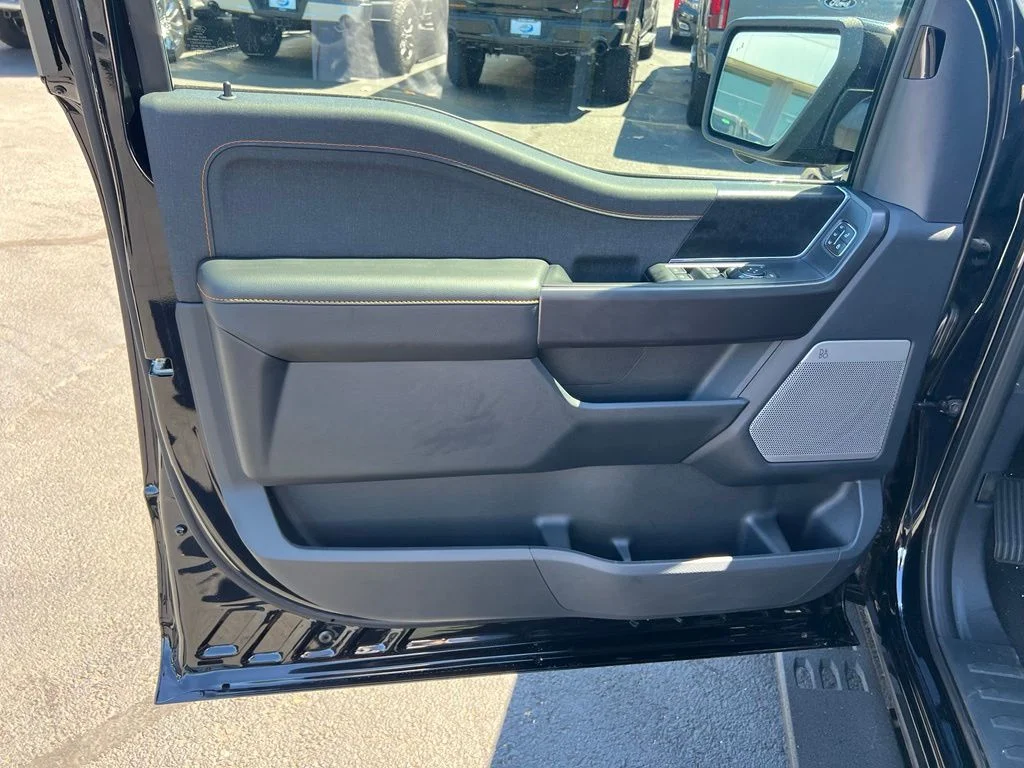 New 2026 Agate Black Metallic Ford Tremor® image 10