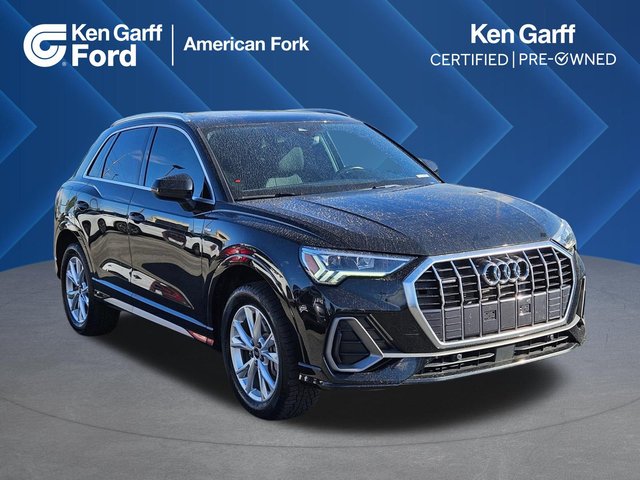 2023 Audi Q3 S line Premium