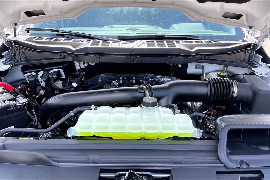 New 2026 Ford F-150 XLT 4D SuperCrew