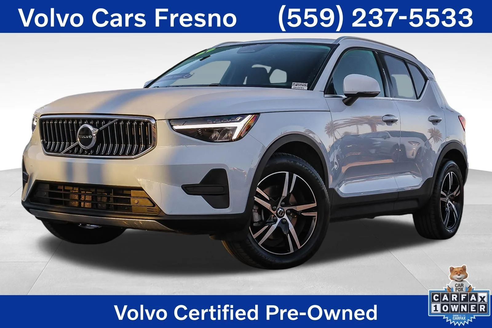 2025 Volvo XC40 B5 Core Bright AWD's photo