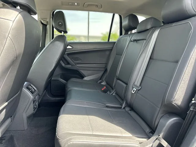 Used 2019 Black Volkswagen 2.0T SE image 23