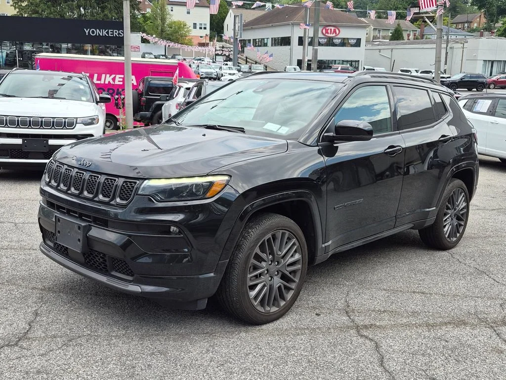 Used 2023 Black Jeep Limited image 1