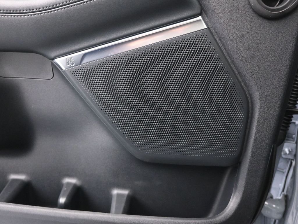 New 2026 Glacier Gray Metallic Tri-Coat Ford Tremor image 20