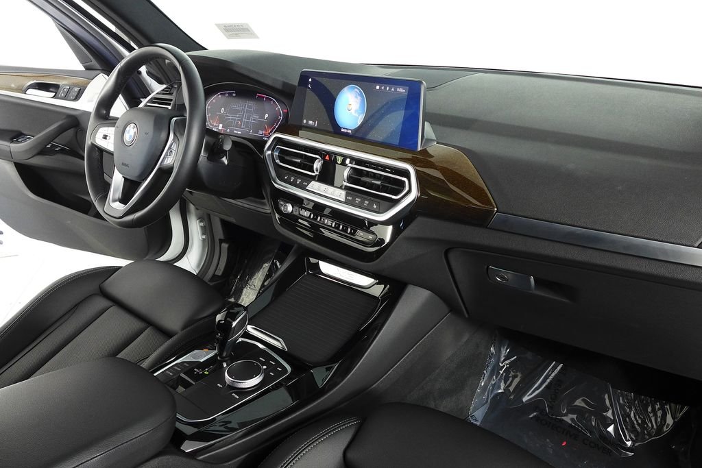 Used 2023 Mineral White Metallic BMW sDrive30i image 13