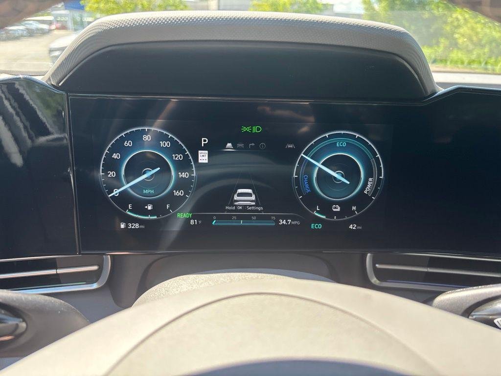 2025 Hyundai Elantra Blue - Photo 23