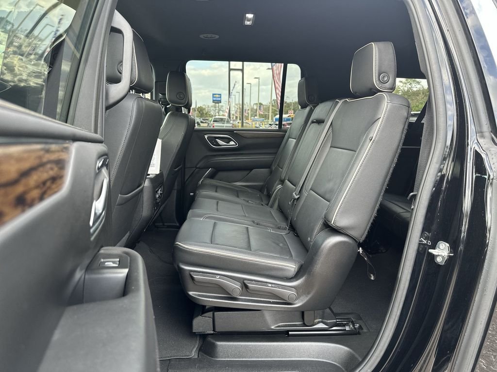 Used 2024 Black Chevrolet Premier image 27