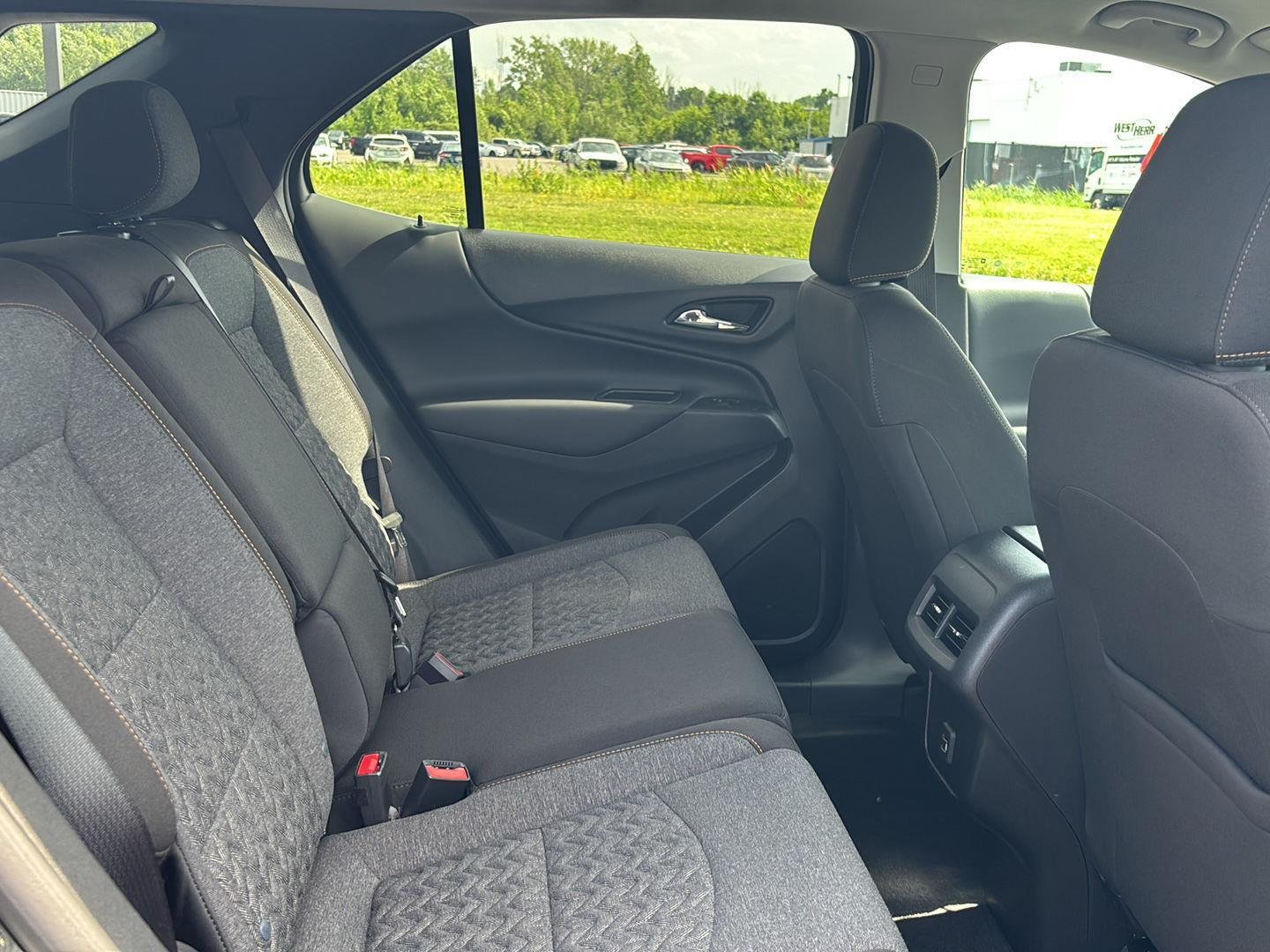 Used 2023 Mosaic Black Metallic Chevrolet LT image 33