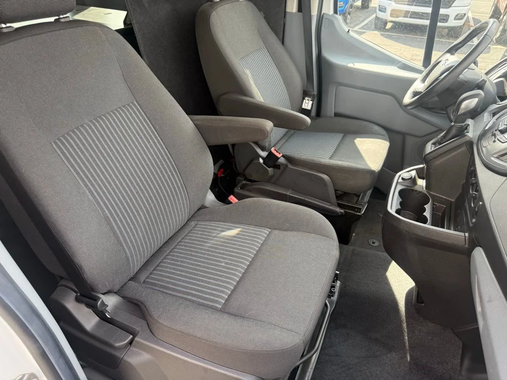 Used 2019 White Ford XLT image 59