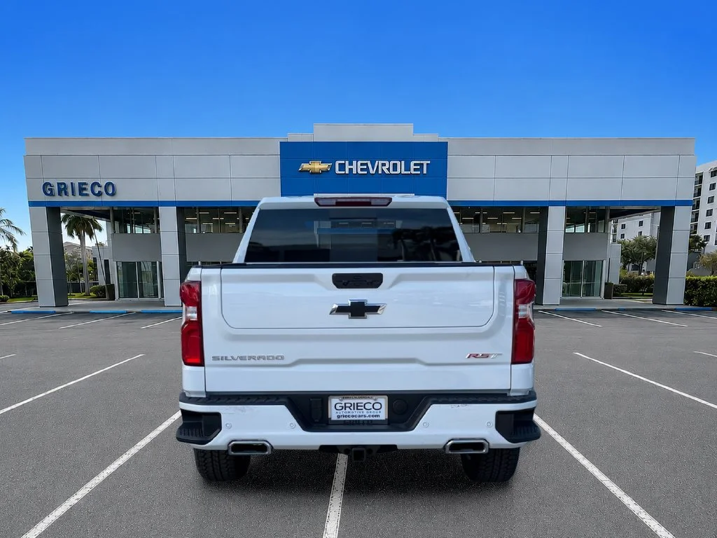 New 2026 Summit White Chevrolet RST image 6