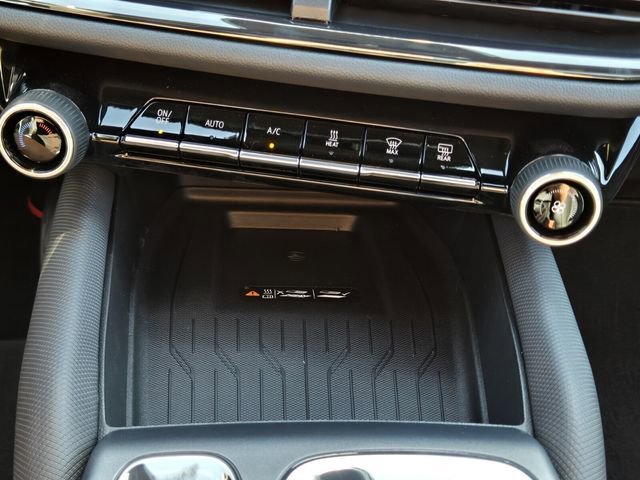 2026 Chevrolet Equinox EV RS - Photo 18