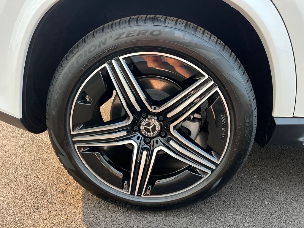 New 2026 Polar White Mercedes-Benz GLE 450 image 37