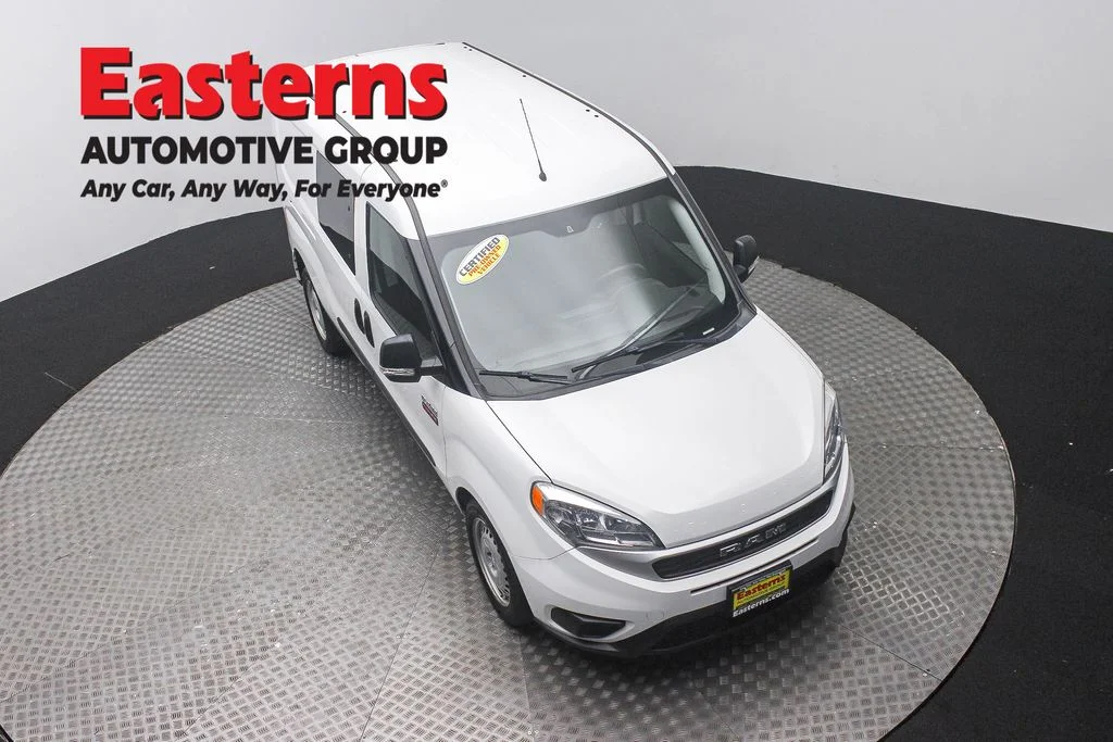 Used 2022 White Ram Base image 3