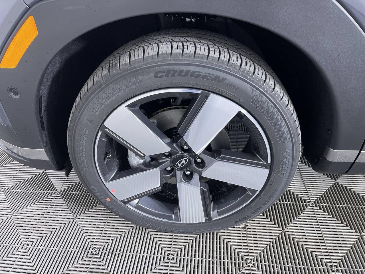 New 2026 Ecotronic Gray Hyundai Limited image 9