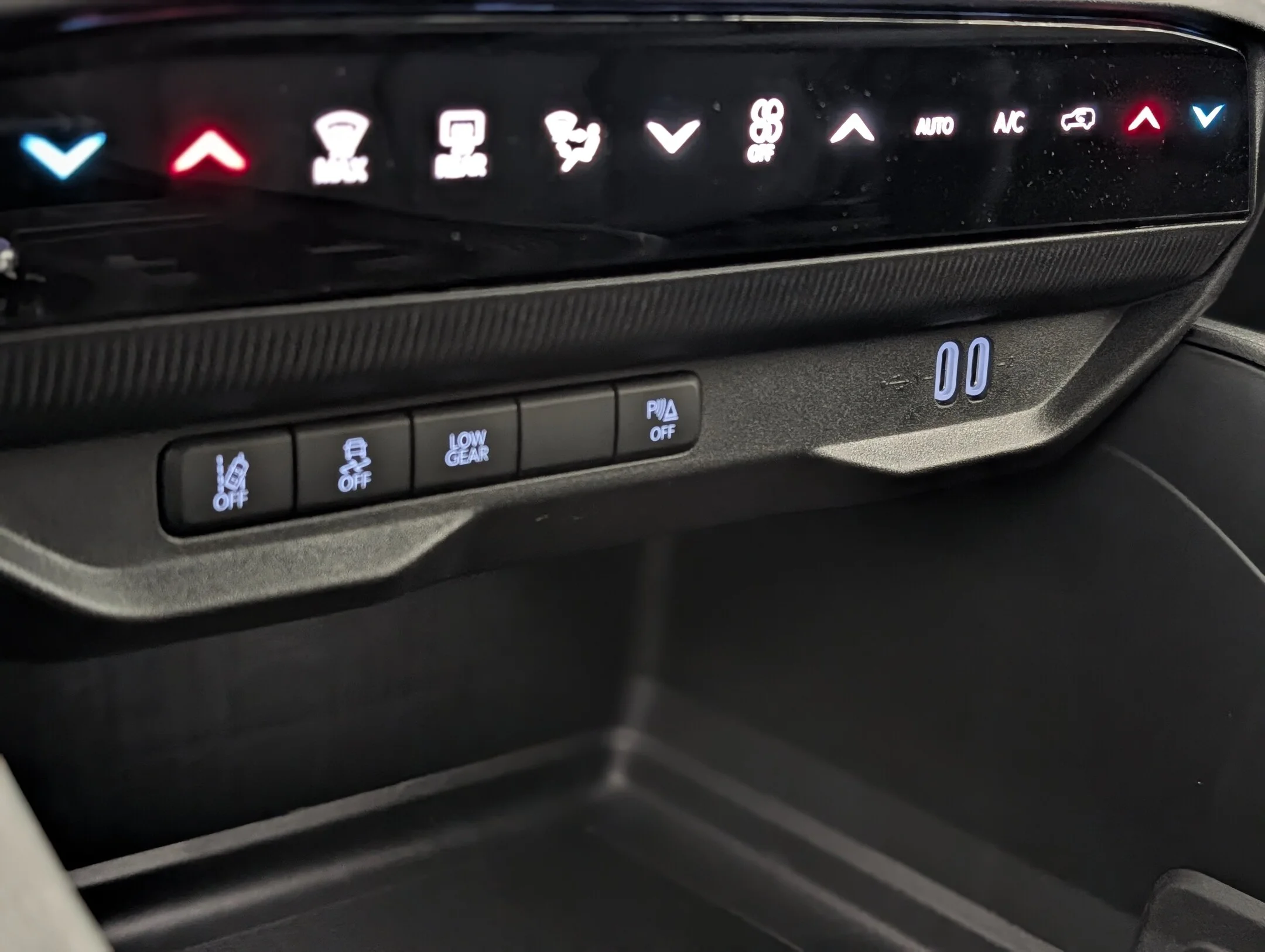 New 2026 Black Jeep Laredo - - Hybrid - Mopar Interior Protection Pkg - Adaptive Cruise - 12.3 Display & More! image 22