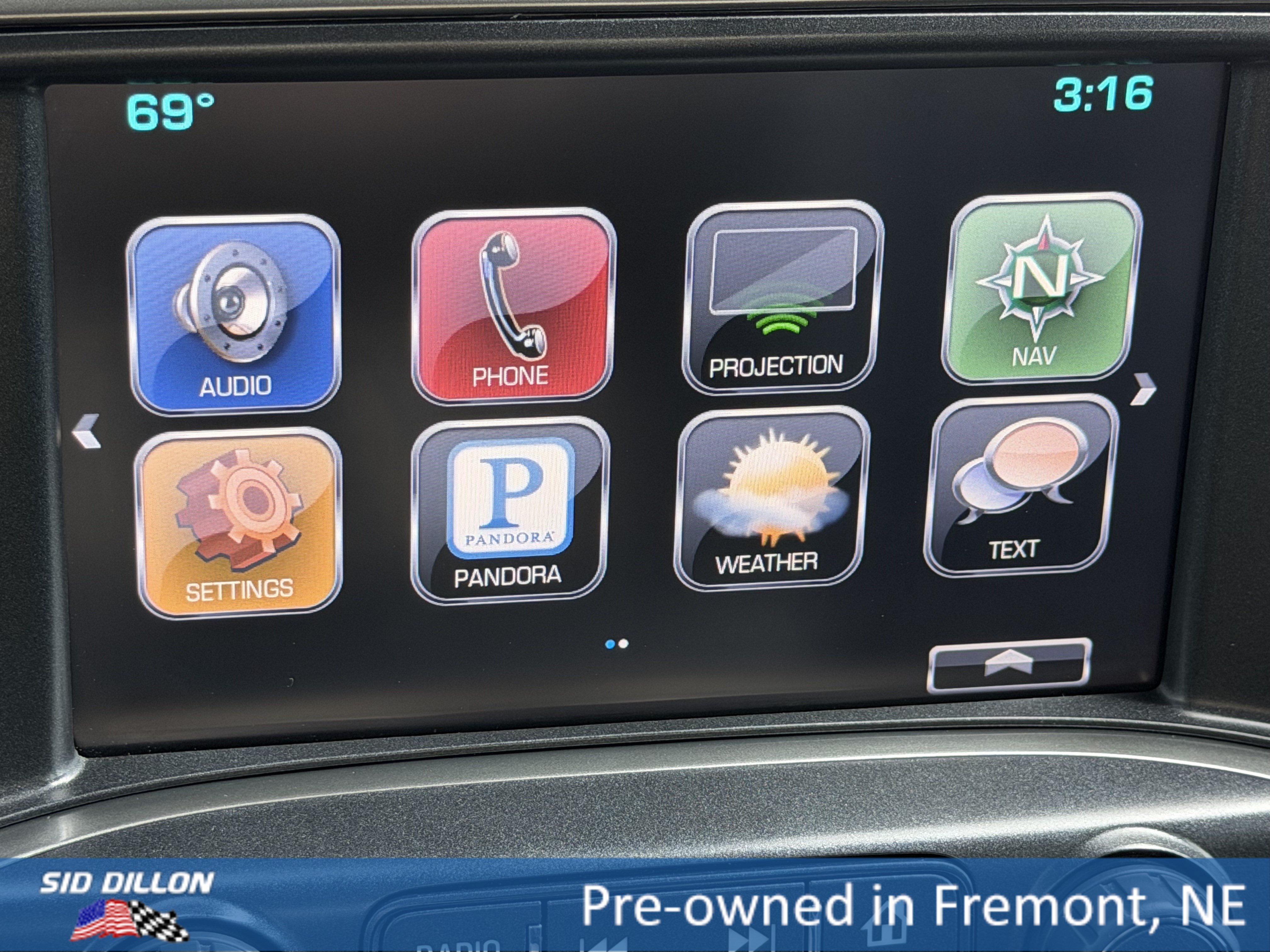 Used 2016 Summit White Chevrolet LTZ image 4