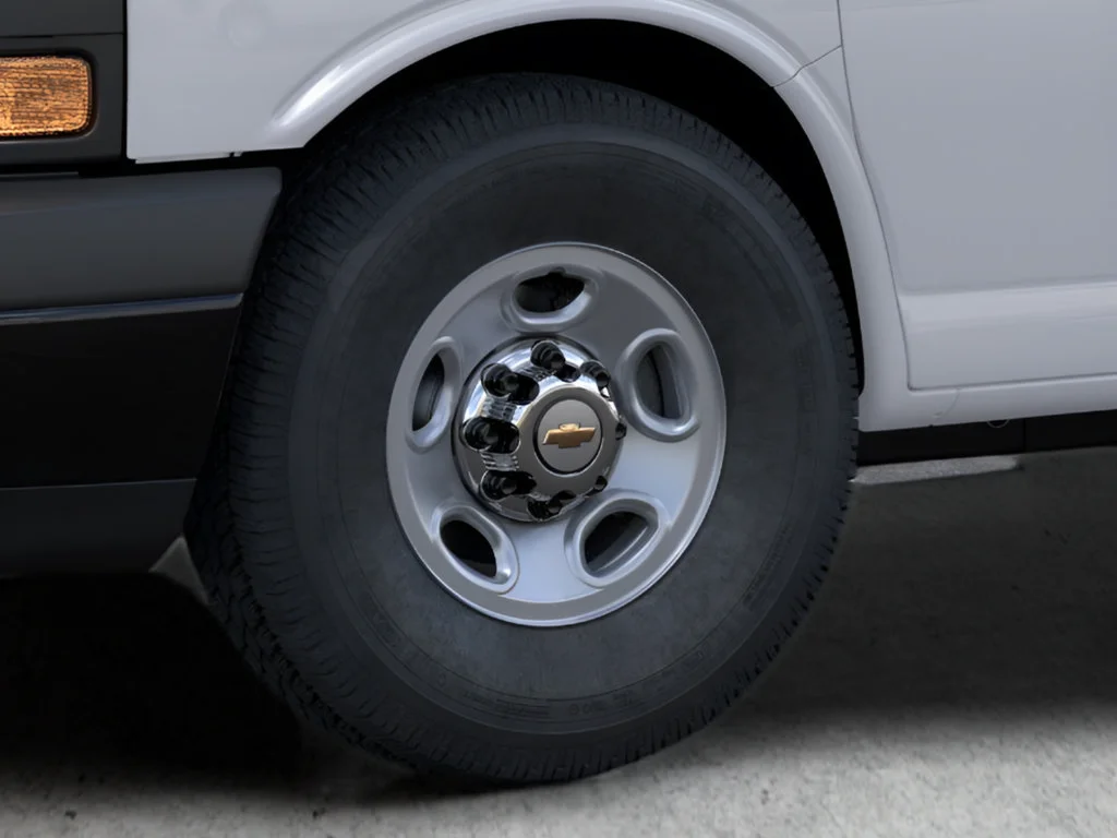 2025 Chevrolet Express Cargo Work Van - Photo 19