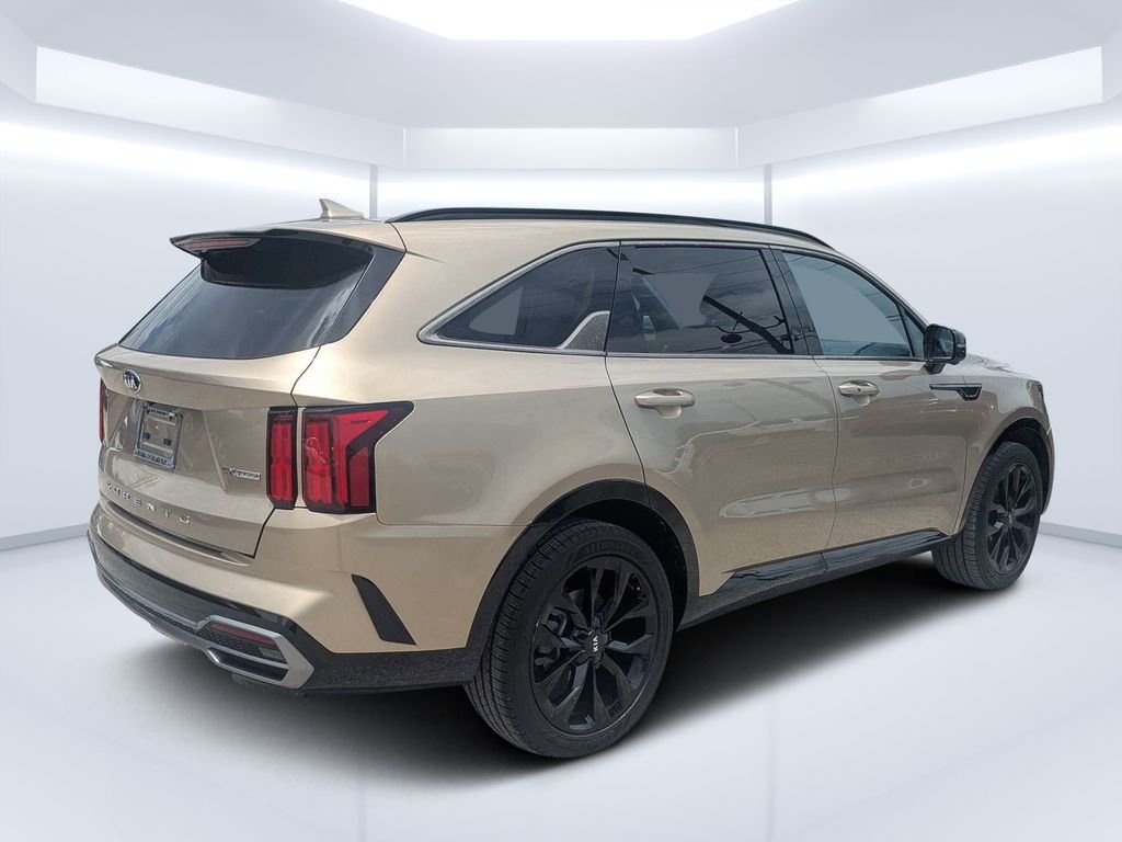 Used 2021 Beige Kia SX-Prestige image 3