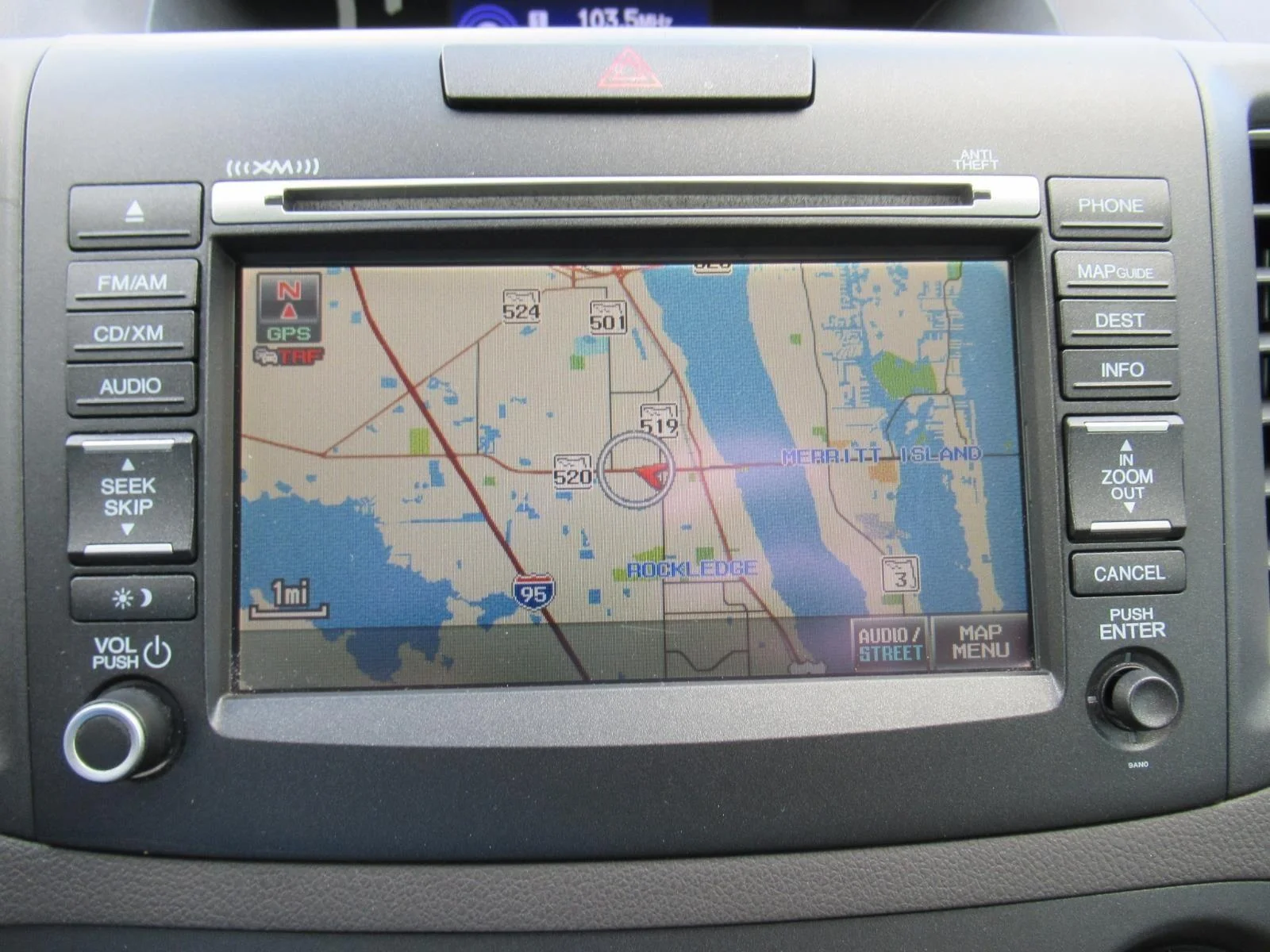 Used 2014 White Honda EX-L image 27