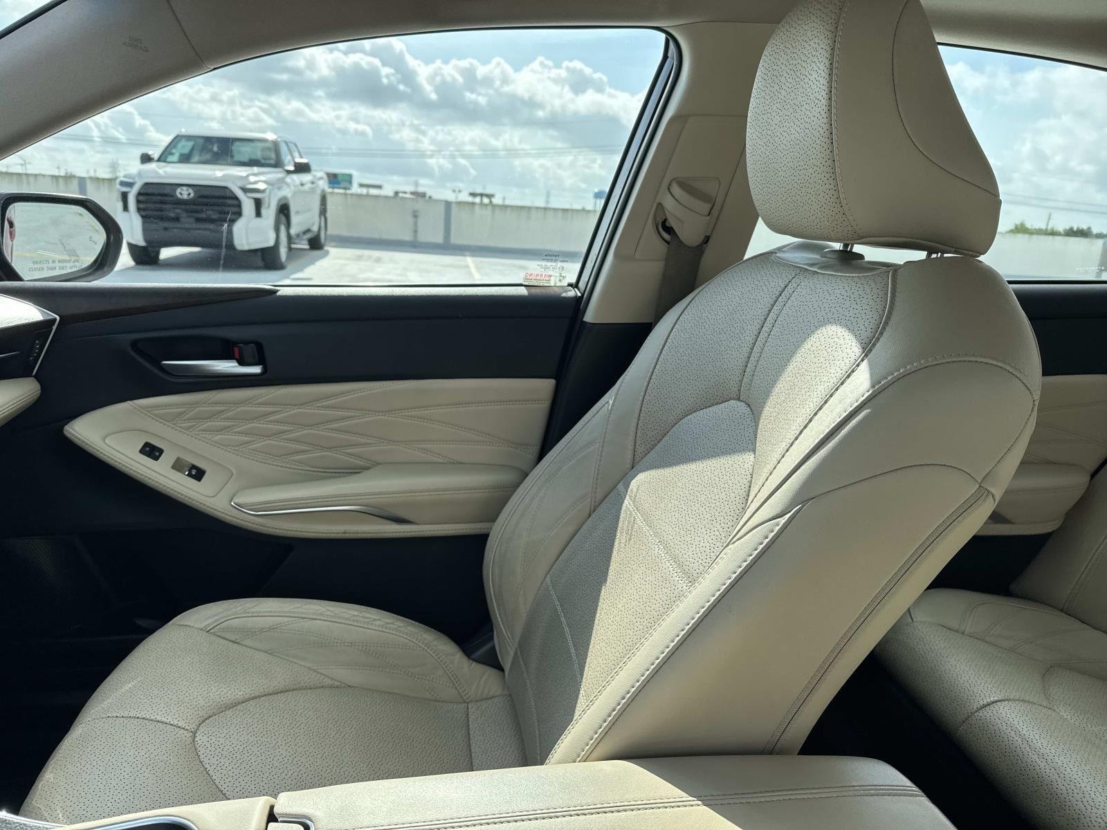 Used 2019 Ruby Flare Pearl Toyota Limited image 15