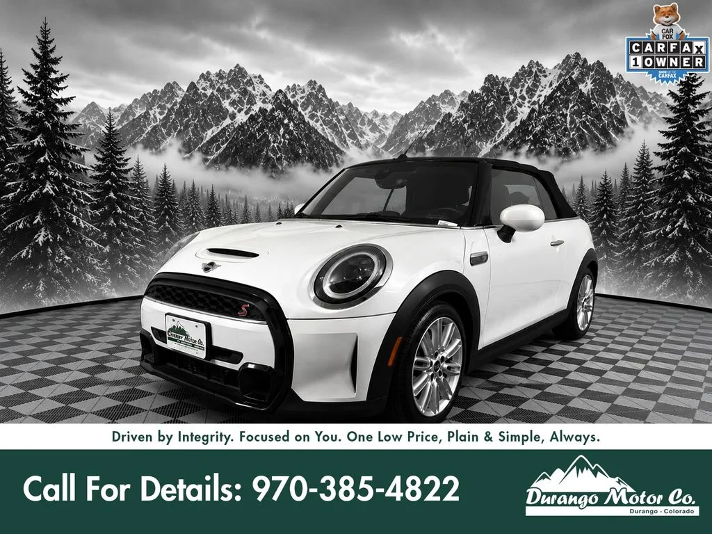 2024 MINI Convertible Cooper S's photo