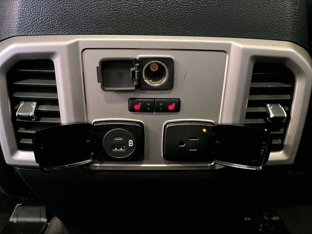 Used 2022 Black Ford Lariat image 26