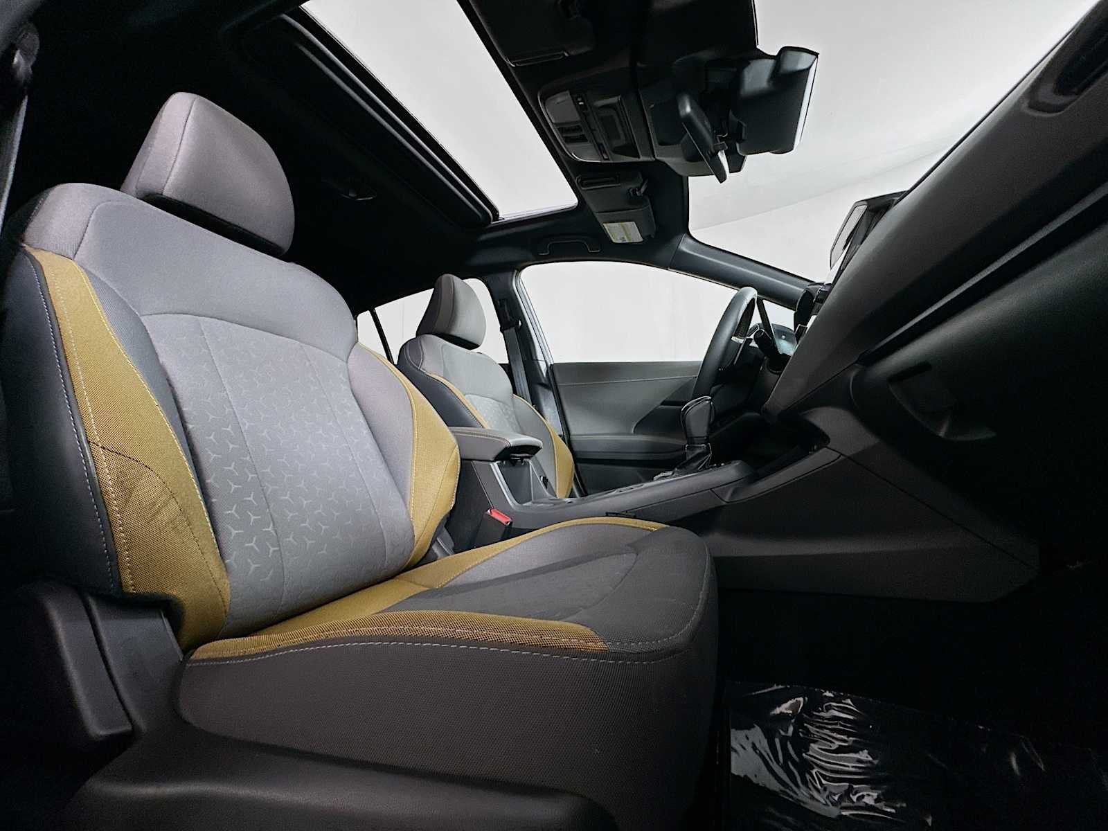 Certified Used 2025 Ice Silver Metallic Subaru Sport image 25