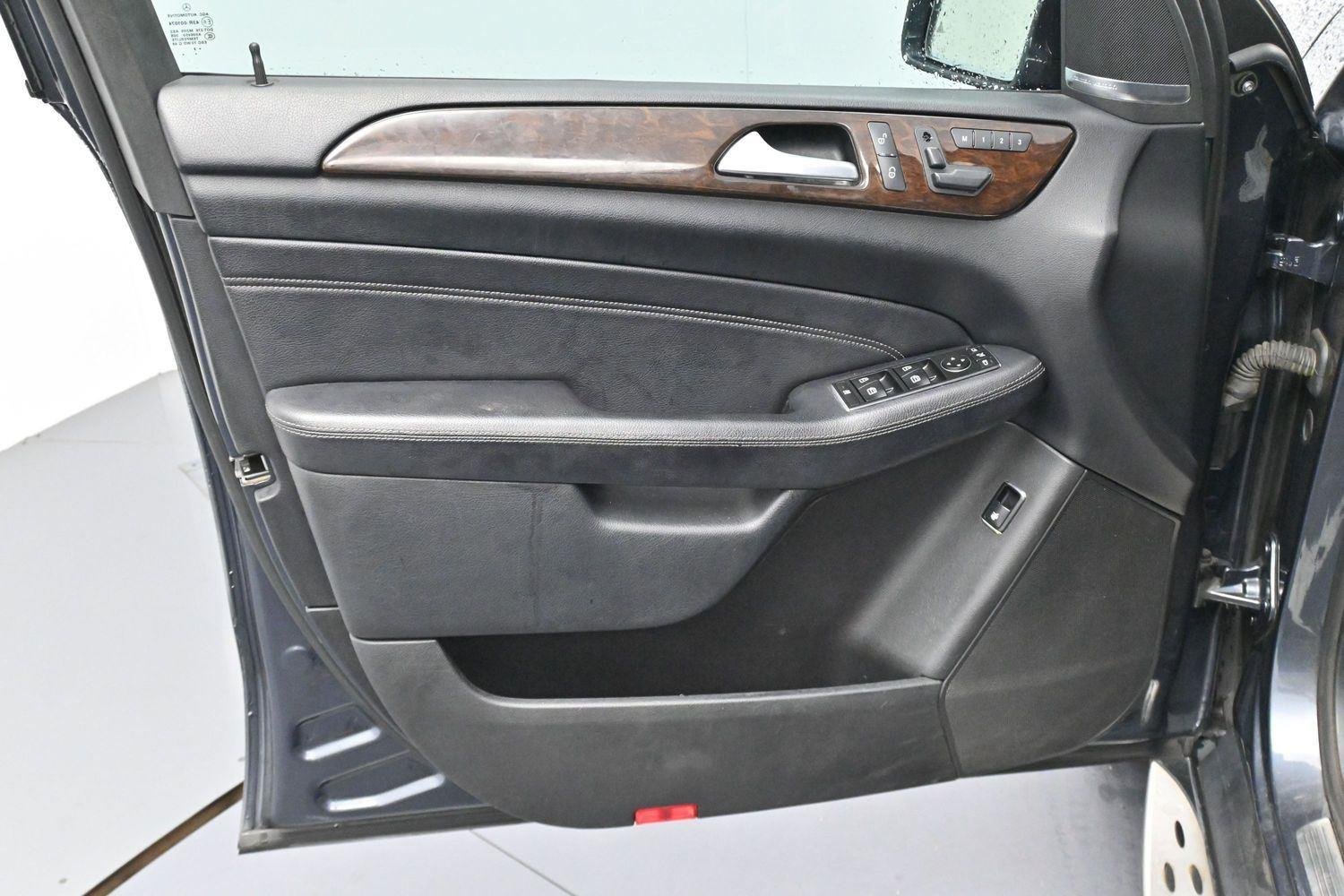 Used 2014 Steel Gray Metallic Mercedes-Benz ML 350 image 13
