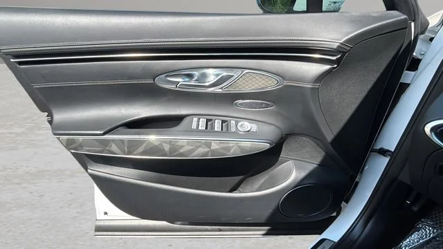 Used 2023 White Genesis 3.5T AWD Sport image 17
