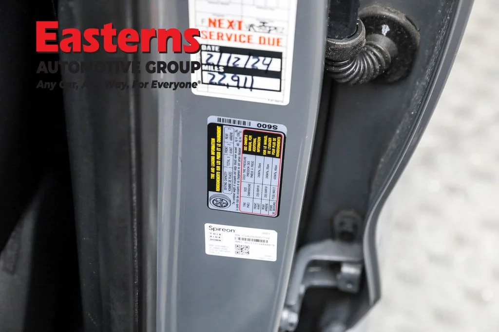 Used 2023 Gray Hyundai SEL image 35