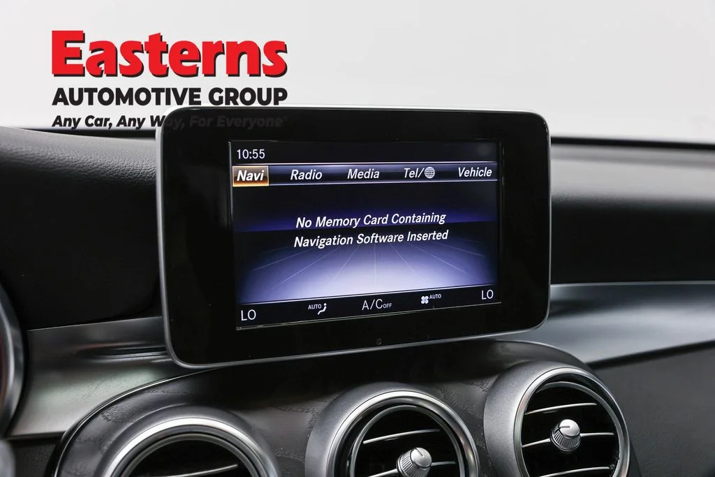 Used 2018 Black Mercedes-Benz GLC 300 image 18