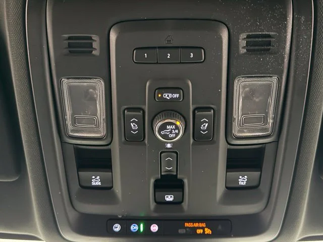 Used 2023 Gray Chevrolet High Country image 30