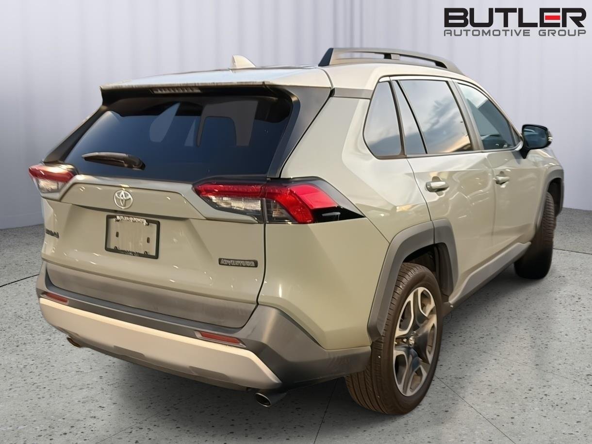 Used 2019 Lunar Rock w/Ice Edge Roof Toyota Adventure image 8