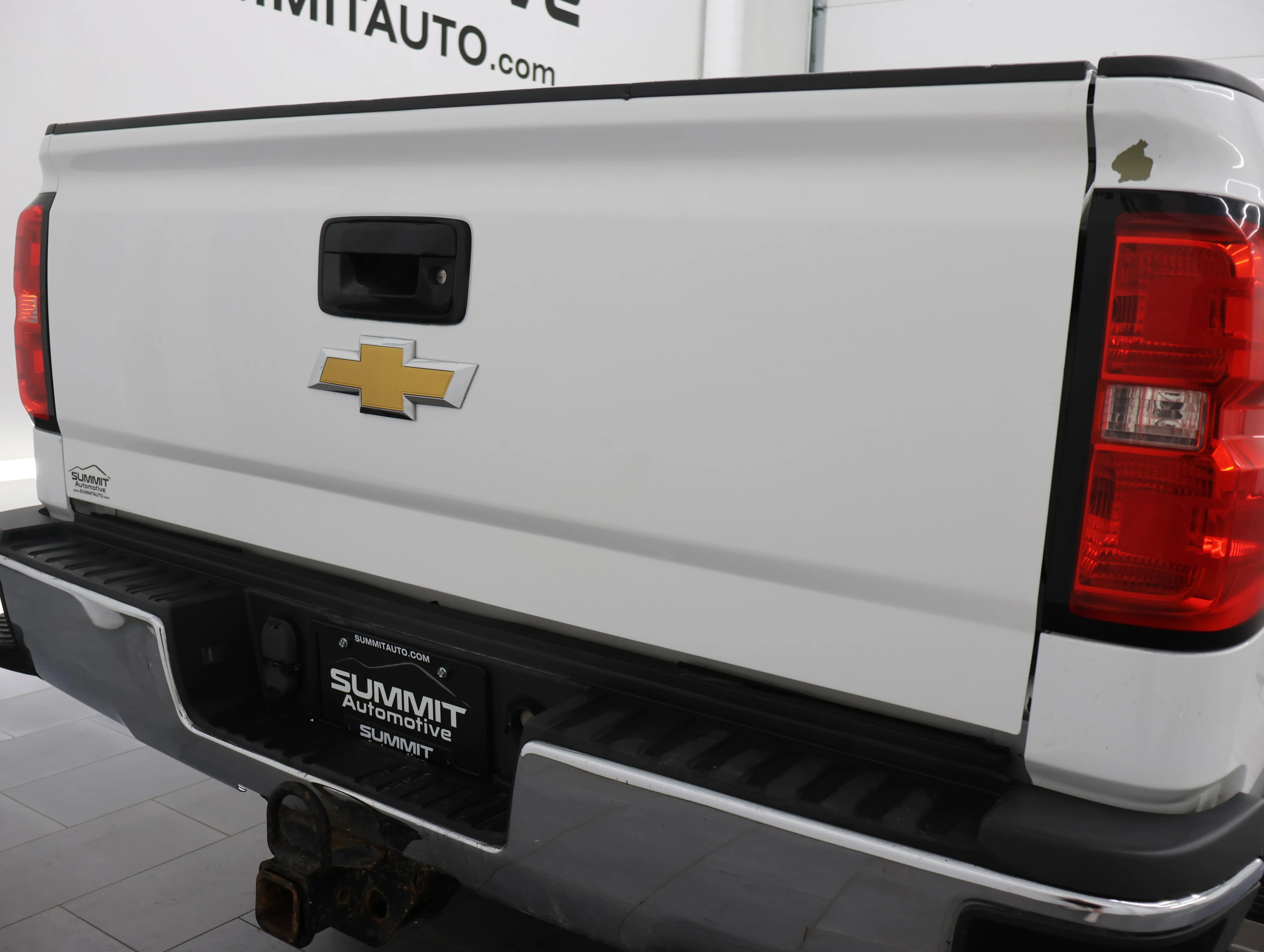 Used 2015 Summit White Chevrolet LT image 24