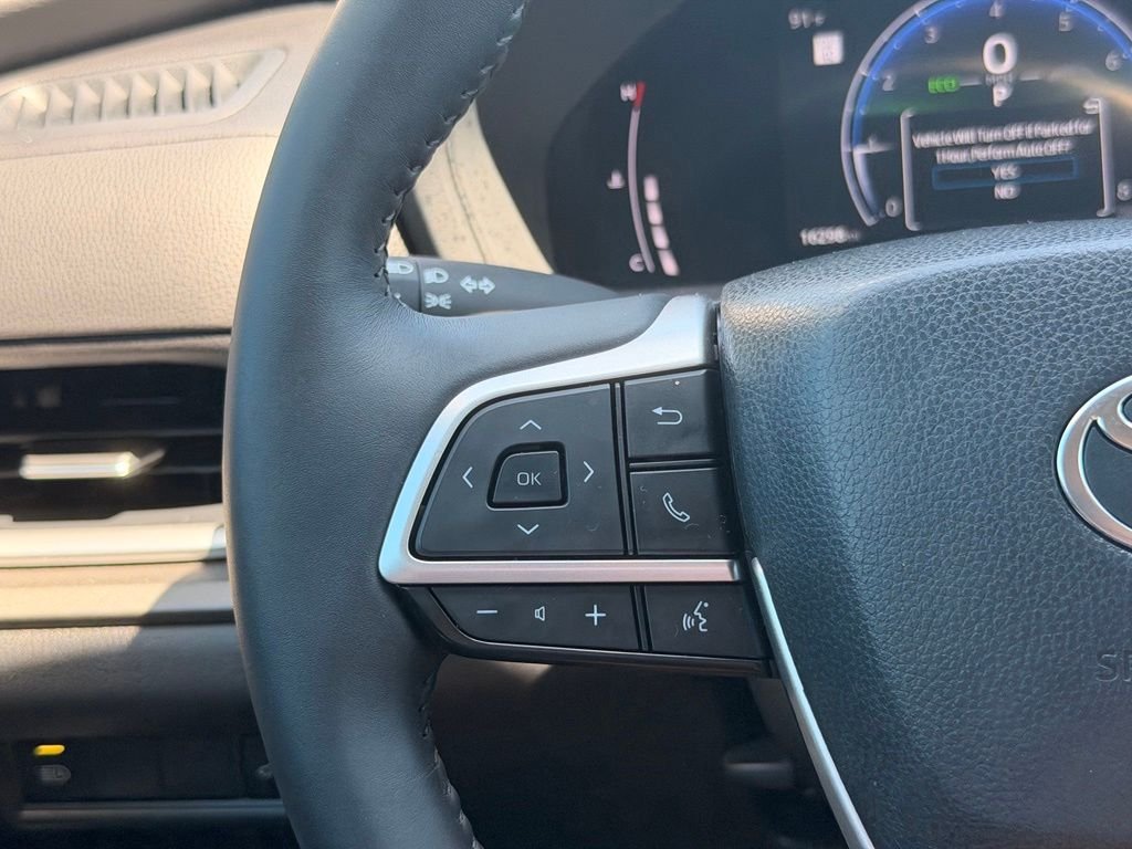 Used 2025 Black Toyota XLE image 27